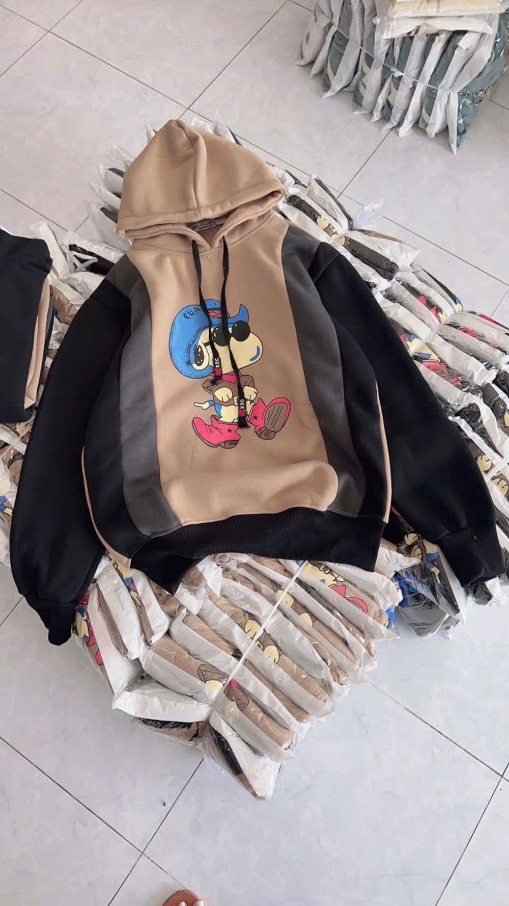 Áo Hoodie in chú chó cao bồi dễ thương