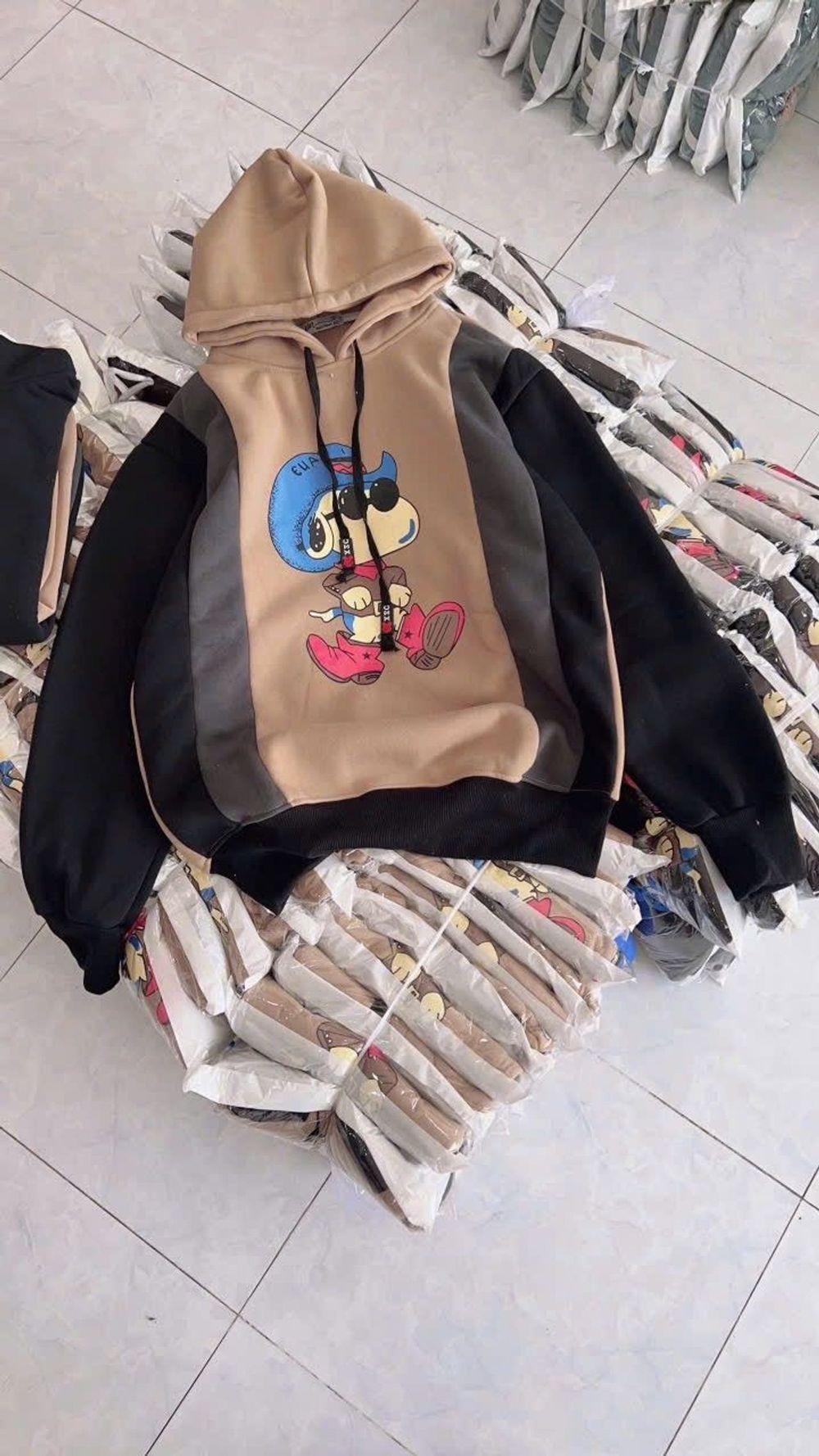 Áo Hoodie in chú chó cao bồi dễ thương