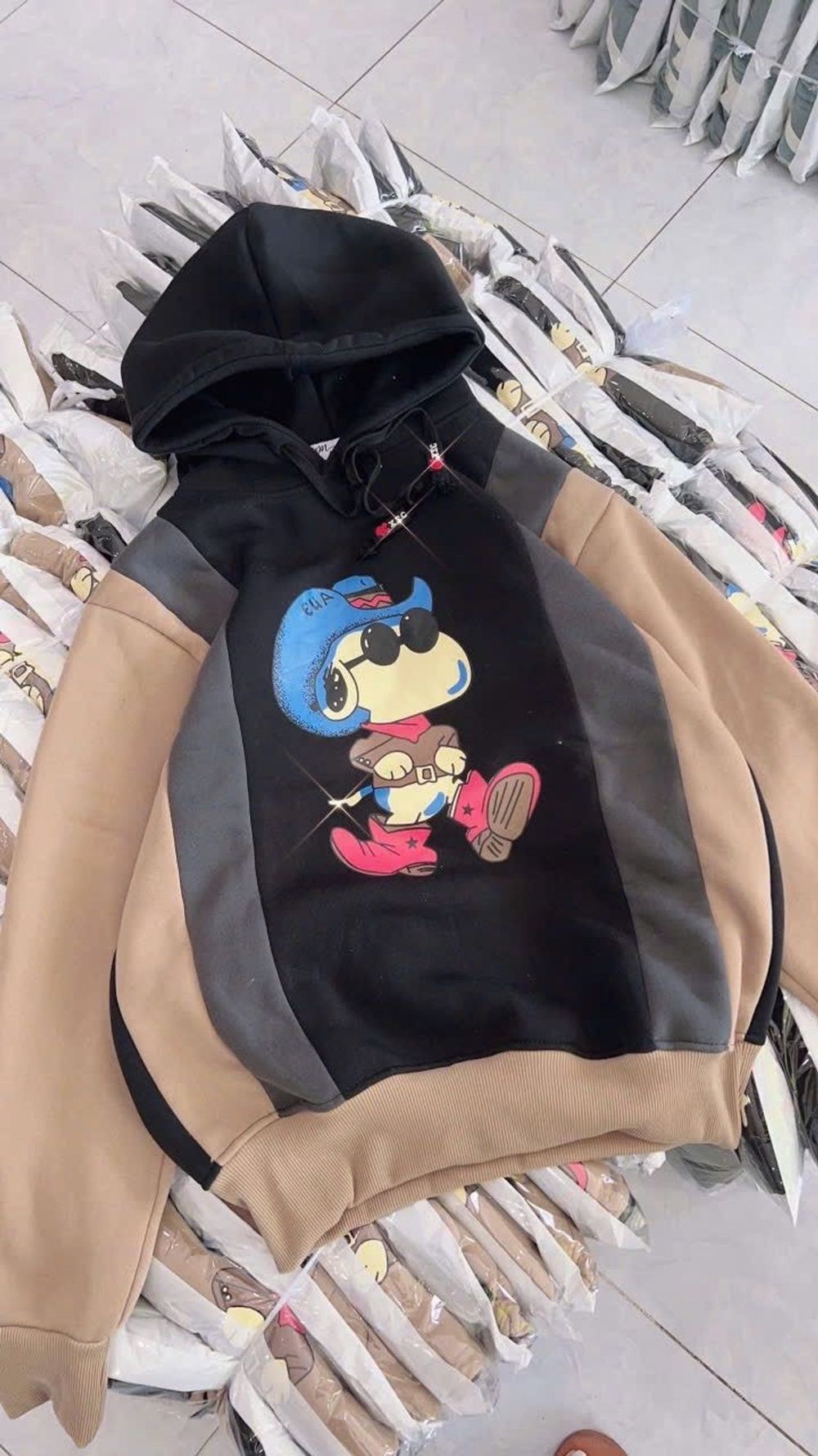 Áo Hoodie in chú chó cao bồi dễ thương