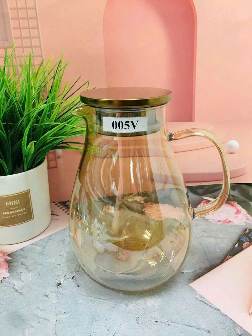 BÌNH ĐỰNG NƯỚC UỐNG THỦY TINH CHỊU NHIỆT LÊN TỚI 400 ĐỘ C CAO CẤP 1800ML ( THÙNG 24 C )