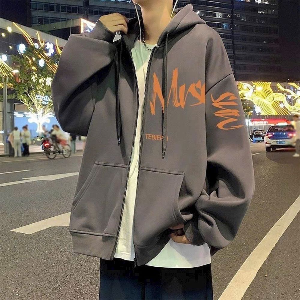 Áo khoác in chữ cam nổi bật MISO TEBLEPAI form rộng unisex