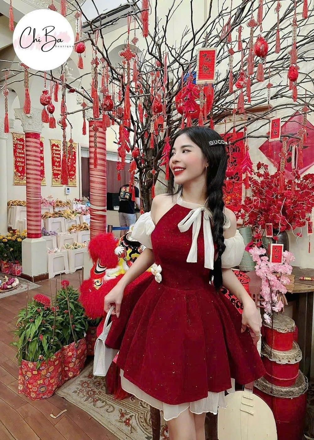 Đầm Nhung ánh kim đỏ cổ yếm rớt vai siêu xinh …