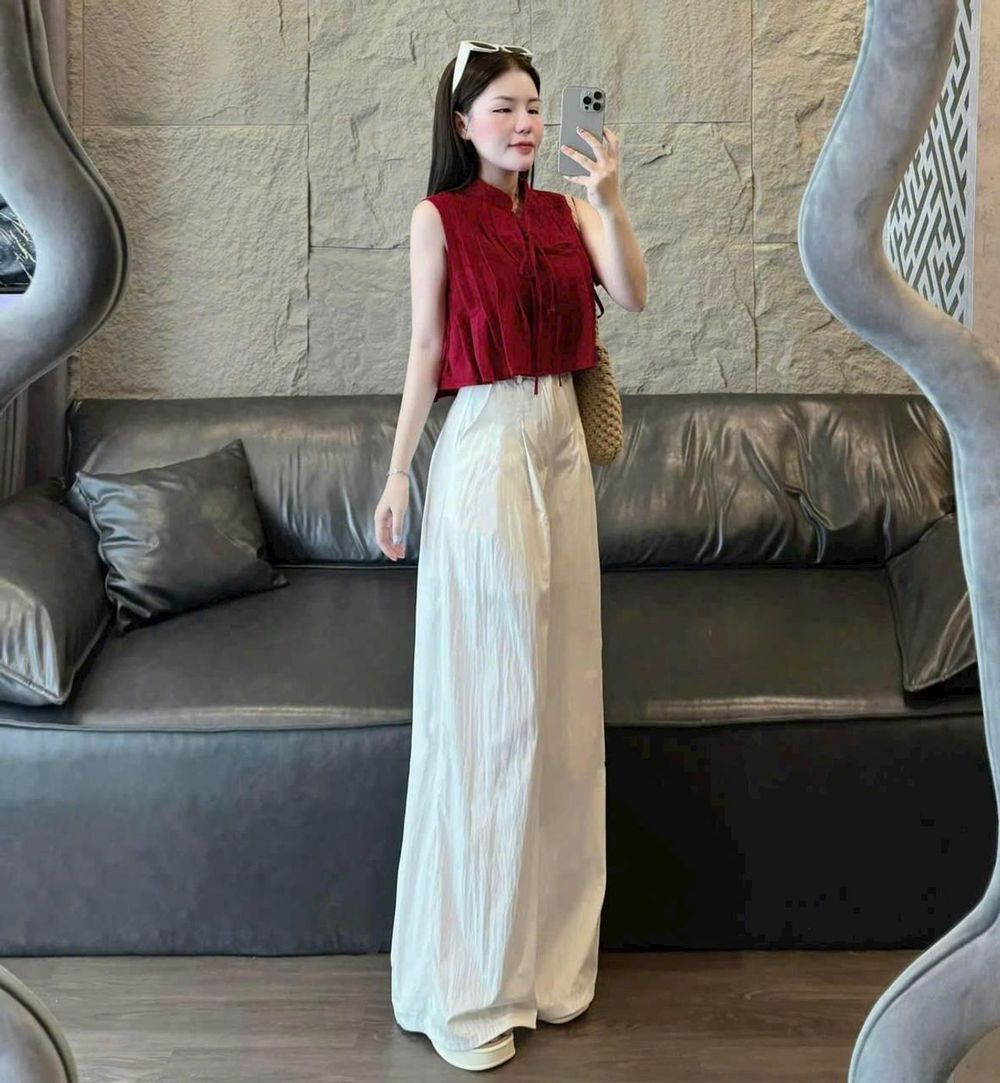 Set bộ thời trang nữ chất đũi vân mây áo tay sát nách cổ sơ mi mix quần ống rộng thiết kế sang trọng