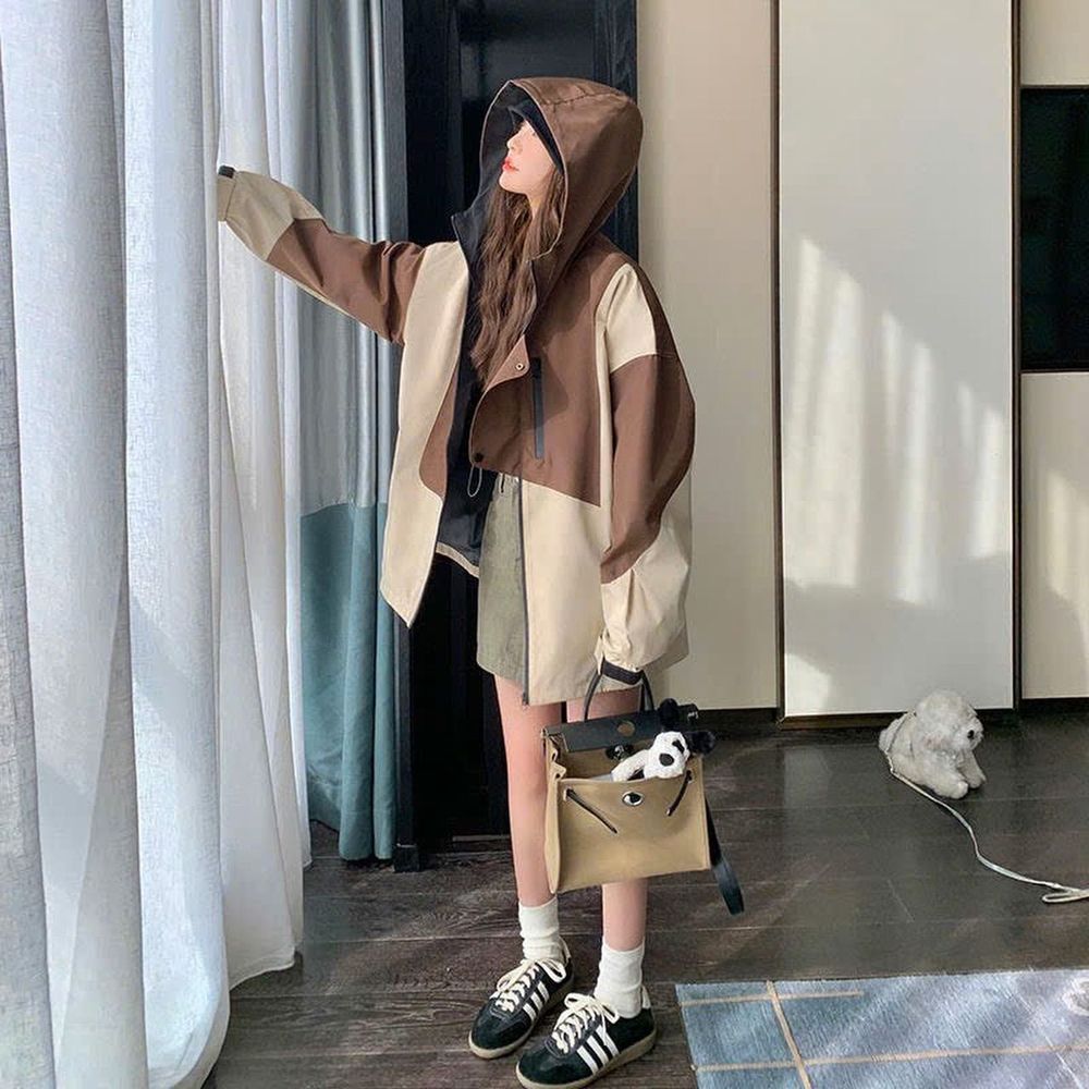 Áo Khoác Gió 2 Lớp Chống Nước Phối Màu Và Họa Tiết Có Mũ Trùm Đầu 𝐂𝐨́ 𝐓𝐮́𝐢 𝐓𝐫𝐨𝐧𝐠 Thời Trang
