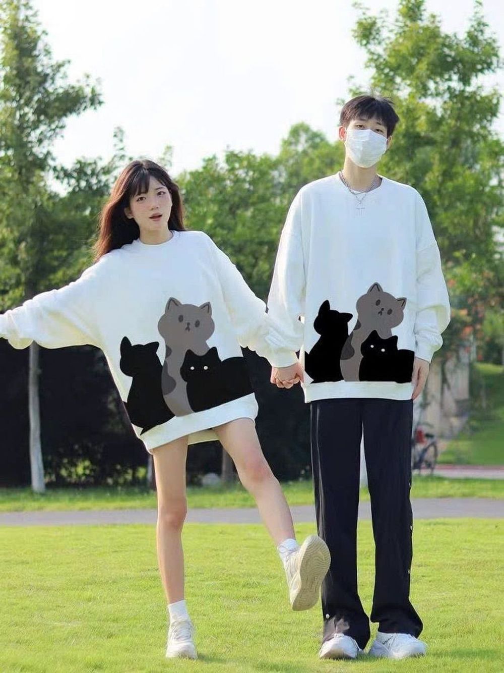 ￼Áo Sweater Nam Nữ In Hình Mèo Form Rộng Cổ Tròn Áo Couple Làm Quà Tặng