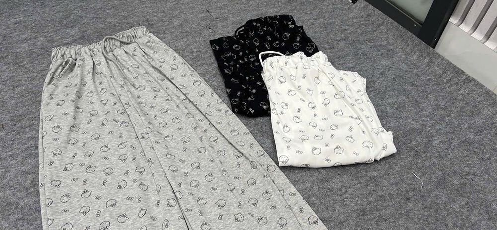 ( Chất vải đẹp ) Quần ống loe chất lem tăm mềm mịn logo in form dưới 65kg