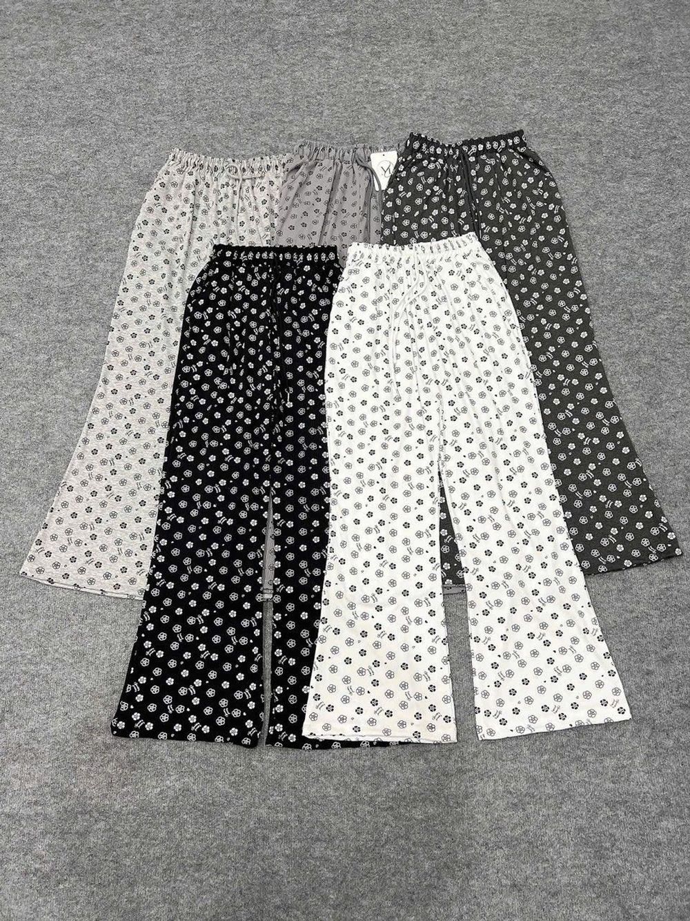 (Chất vải đẹp) Quần ống loe chất lem tâm mềm min logo in hoạ tiết form dưới 65kg .