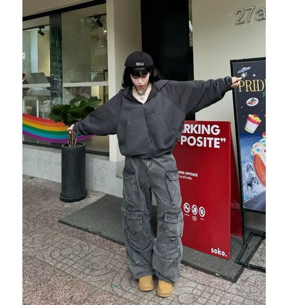 Áo khoác dây kéo from boxy 2 da dày dặn thêu nổi cổ cao form dạng boxy tay phồng nón rộng có 2 size L và Xl