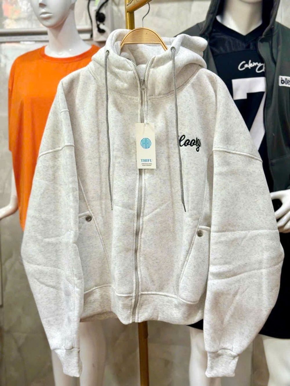 Áo khoác form boxy thêu Coolgirl chất nỉ xk dày mịn cổ cao freesize 65kg