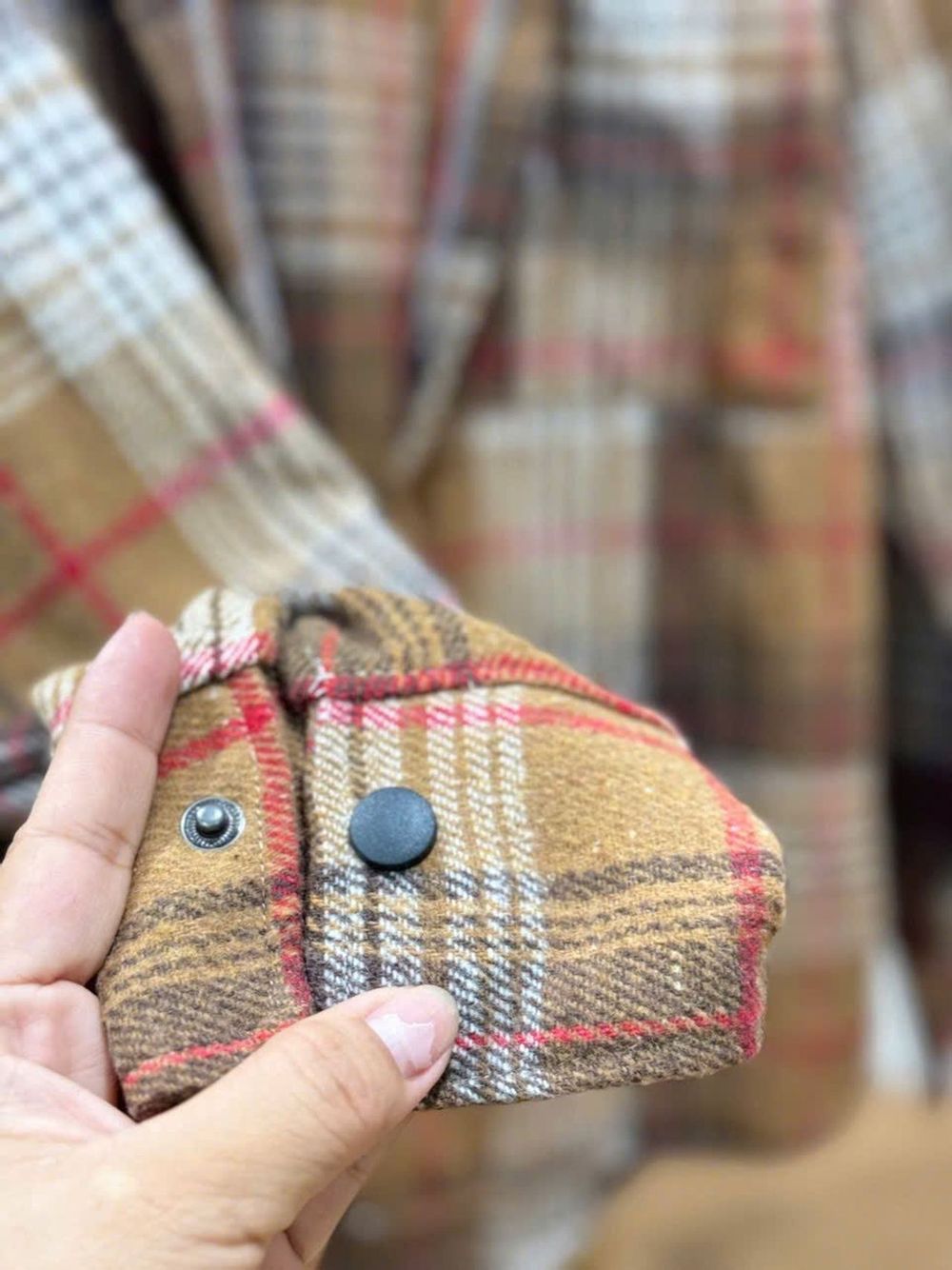 Áo Sơ Mi Dài Tay Flannel Dày Mịn Họa Tiết Kẻ Caro Có Mũ Form Nam Nữ Unisex