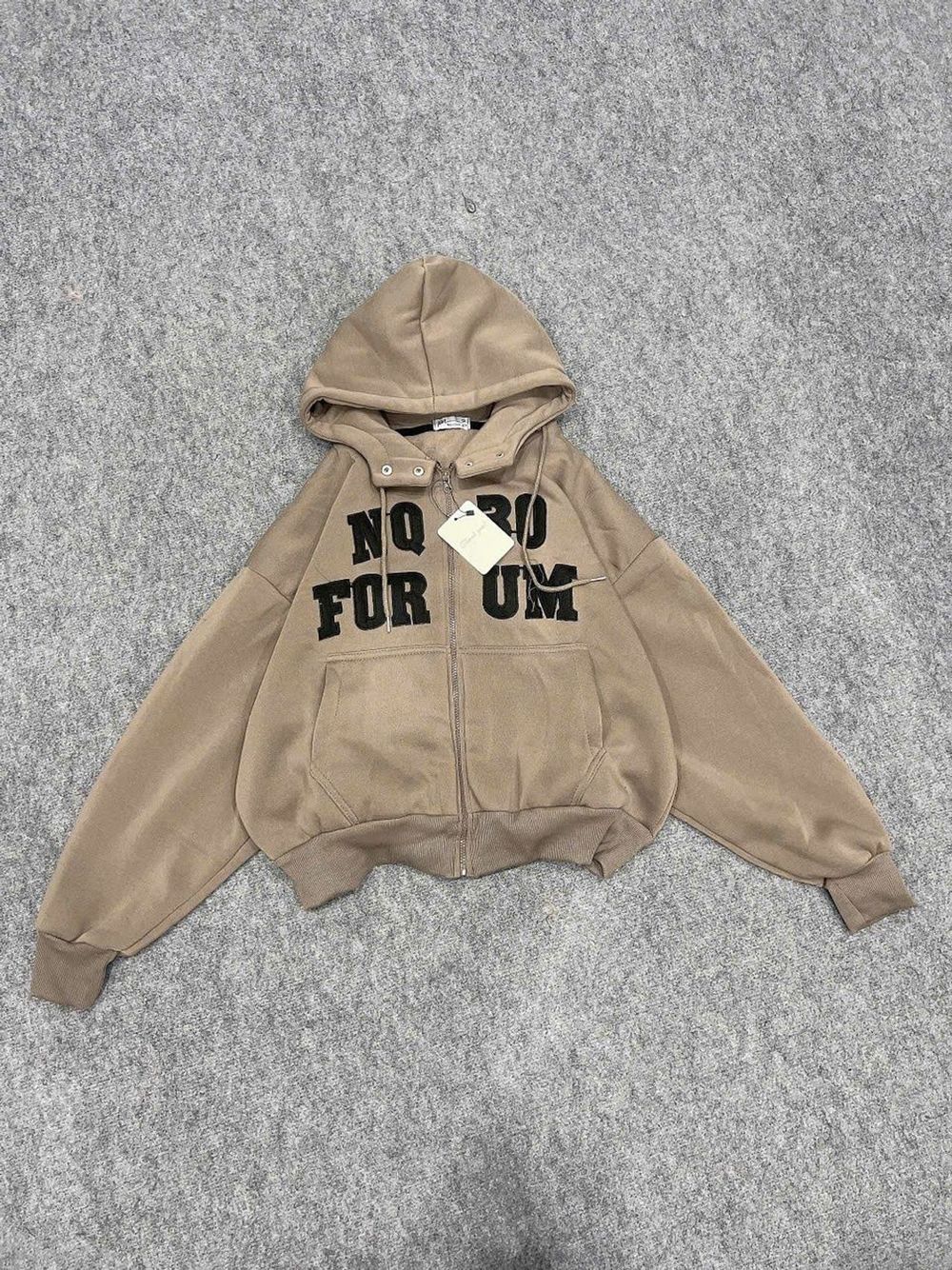 Áo Khoác Boxy Thêu NQ30 Chất Nỉ Bông Dày Mịn, Cổ Cao Có Nút Bấm Và Túi Trong Freesize Dưới 65kg