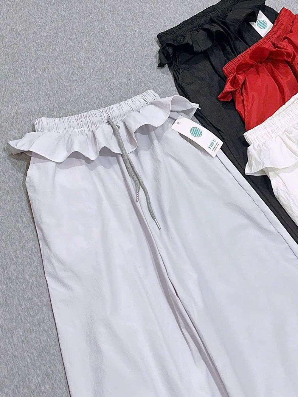 Quần Ống Rộng Lưng BÈO Dây Rút LAI Chất Dù Nhăn Freesize Dưới 65kg