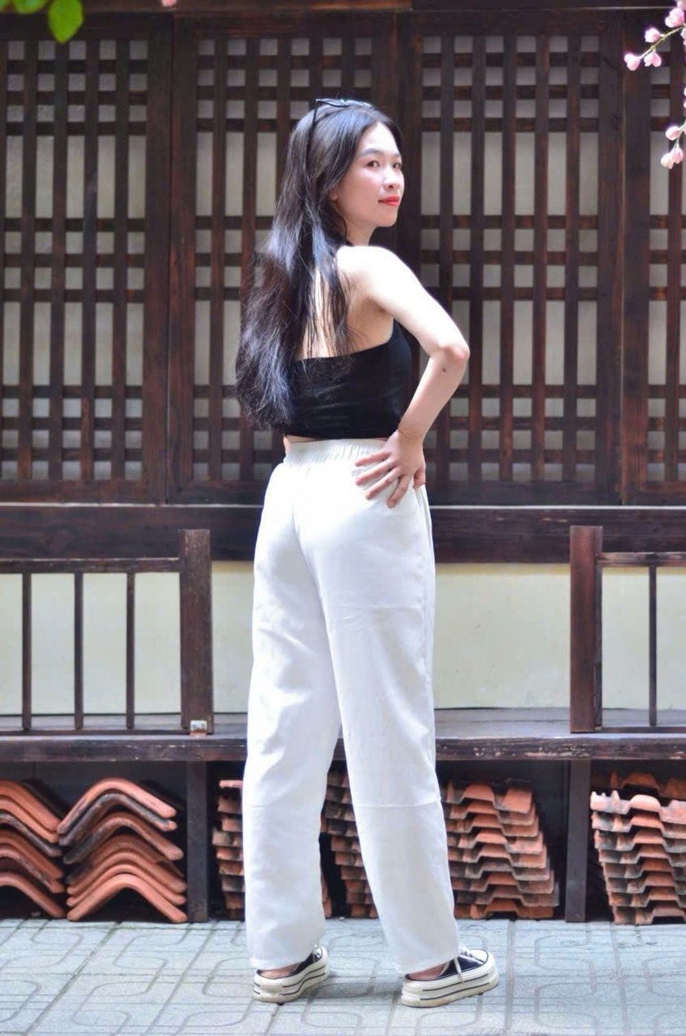 Quần Baggy Thụng Cạp Chun Lưng Cao Tôn Dáng - Chất Liệu Dù Gió Đứng Form Dễ Mặc Freesize Dưới 65kg