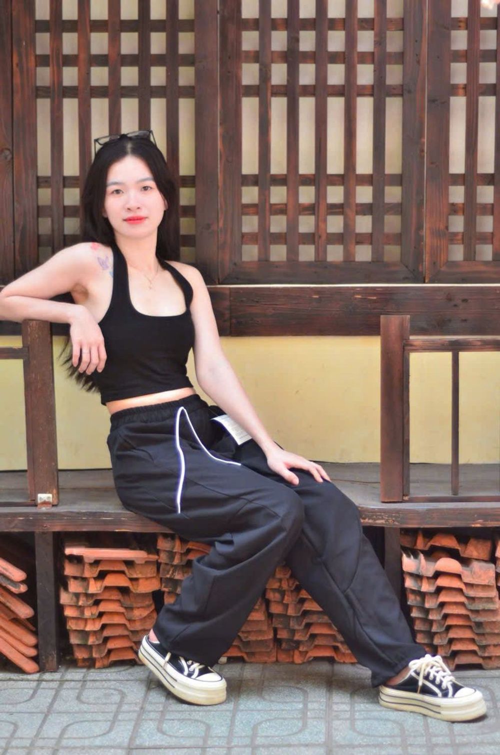 Quần Baggy Thụng Cạp Chun Lưng Cao Tôn Dáng - Chất Liệu Dù Gió Đứng Form Dễ Mặc Freesize Dưới 65kg