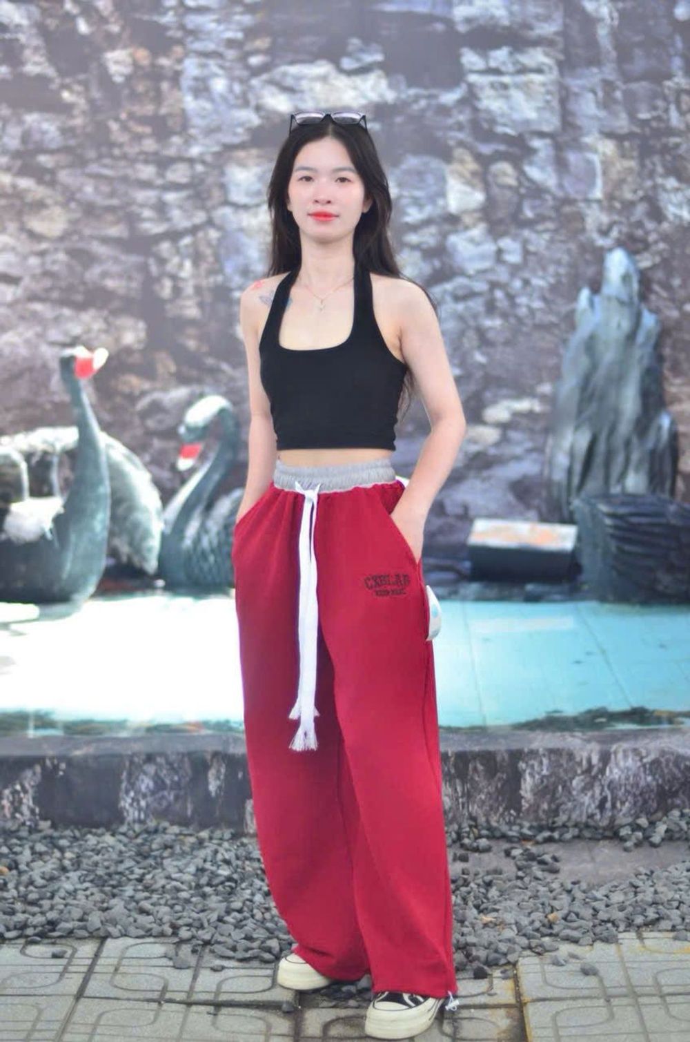 Quần Dài Ống Suông Streetwear Unisex Chất Vải 2 Da Cao Cấp, Lưng Thun Phối Màu Logo Thêu Sắc Nét
