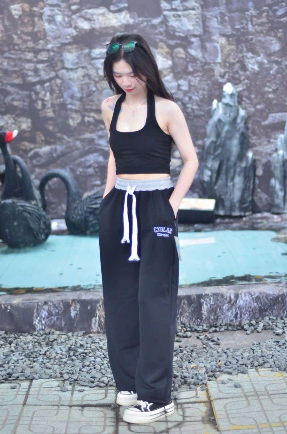 Quần Dài Ống Suông Streetwear Unisex Chất Vải 2 Da Cao Cấp, Lưng Thun Phối Màu Logo Thêu Sắc Nét