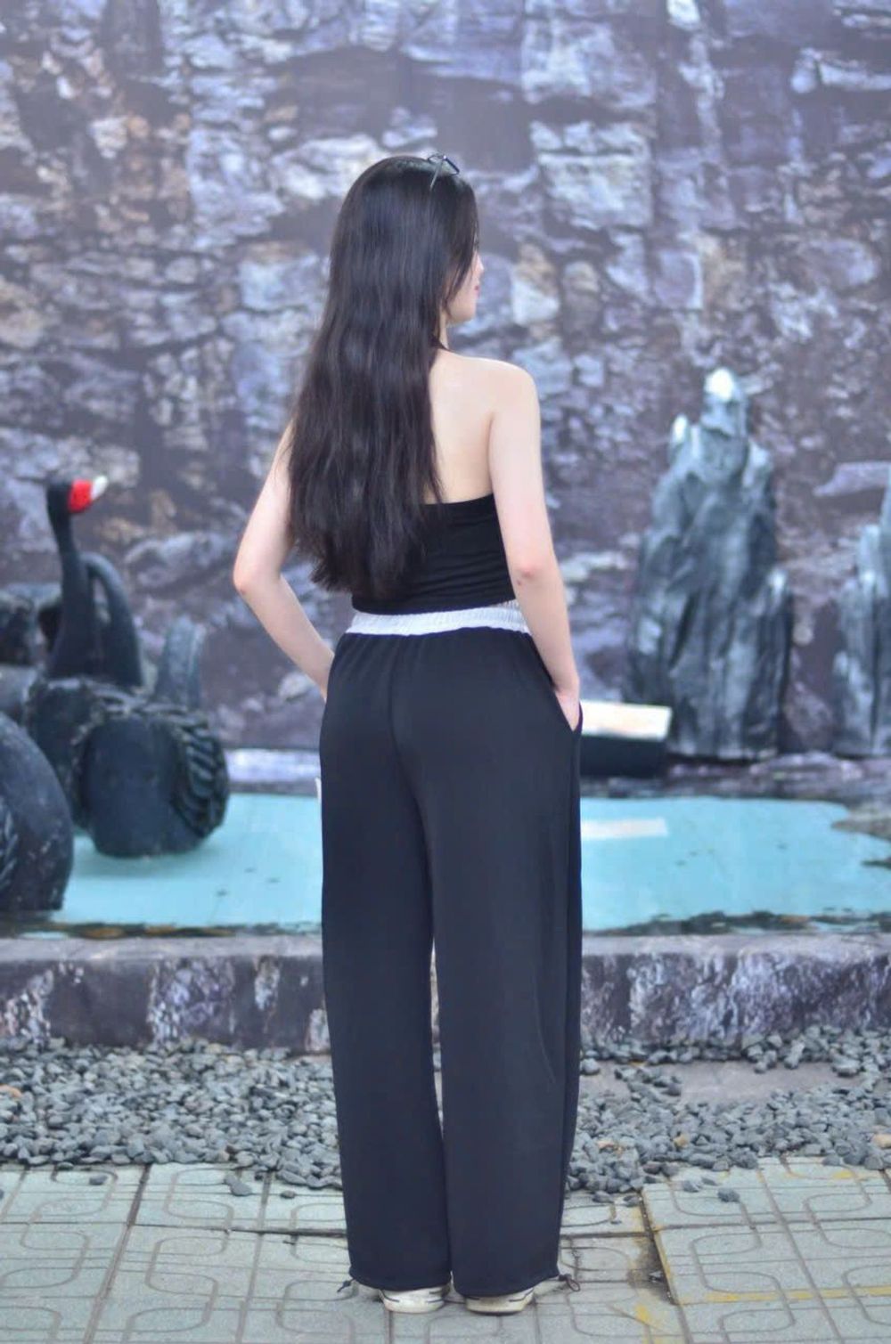 Quần Dài Ống Suông Streetwear Unisex Chất Vải 2 Da Cao Cấp, Lưng Thun Phối Màu Logo Thêu Sắc Nét