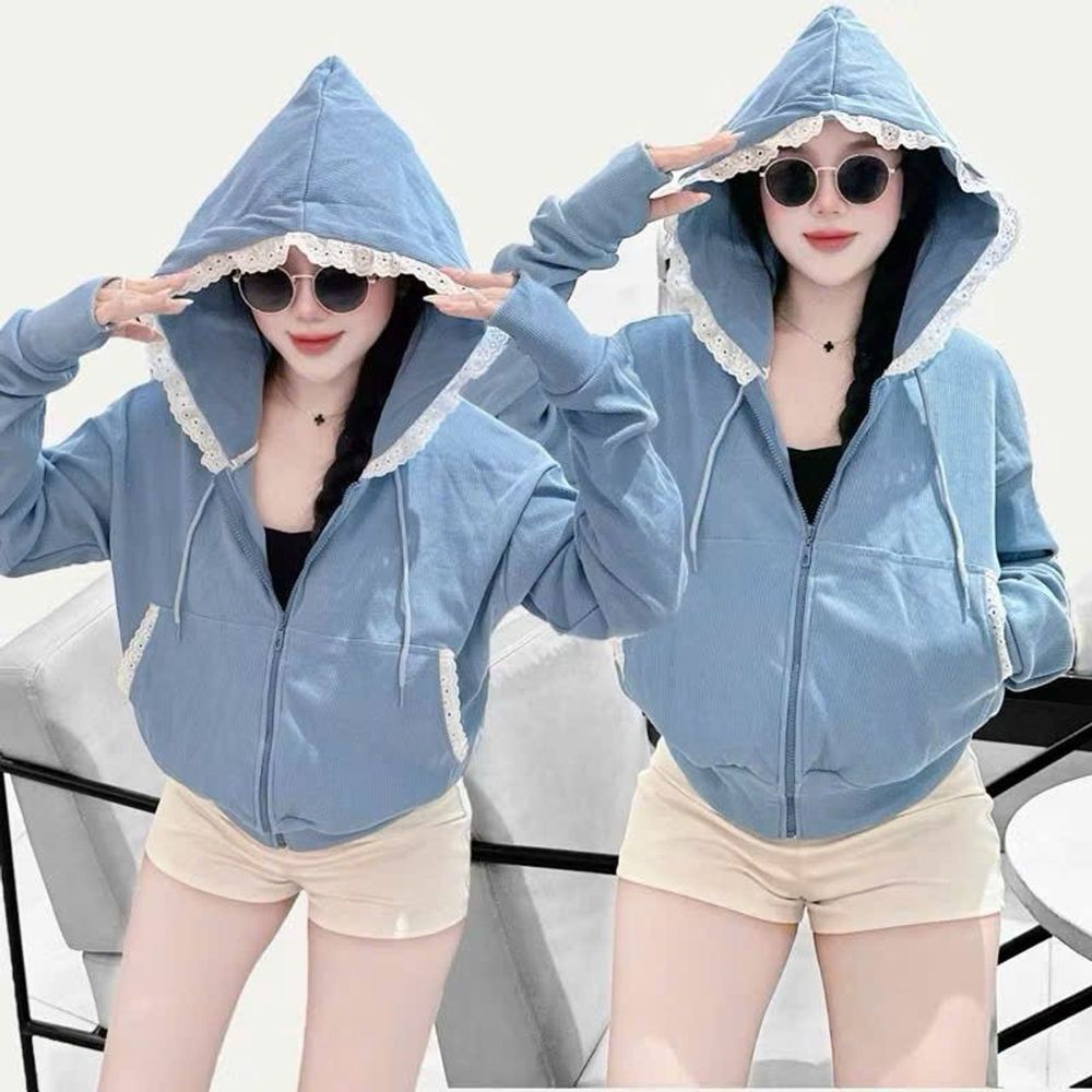 Áo khoác nữ viền ren mũ