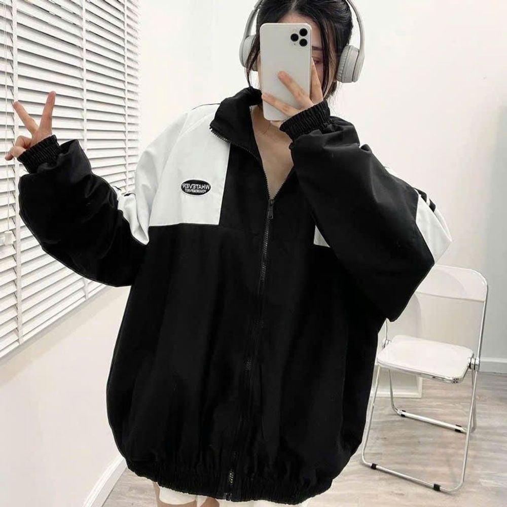 Áo khoác dù phối nam nữ có logo thêu WHATEVER
