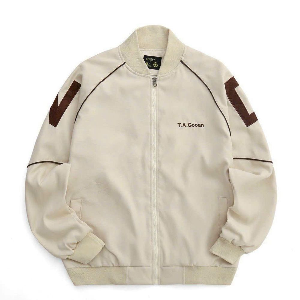 Áo khoác bomber chất da lộn 2 lớp, lót dù bên trong, logo thêu