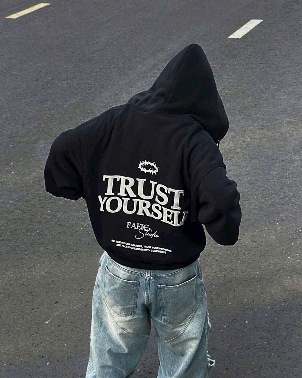 Áo khoác nỉ nam nón to TRUST YOURSEL