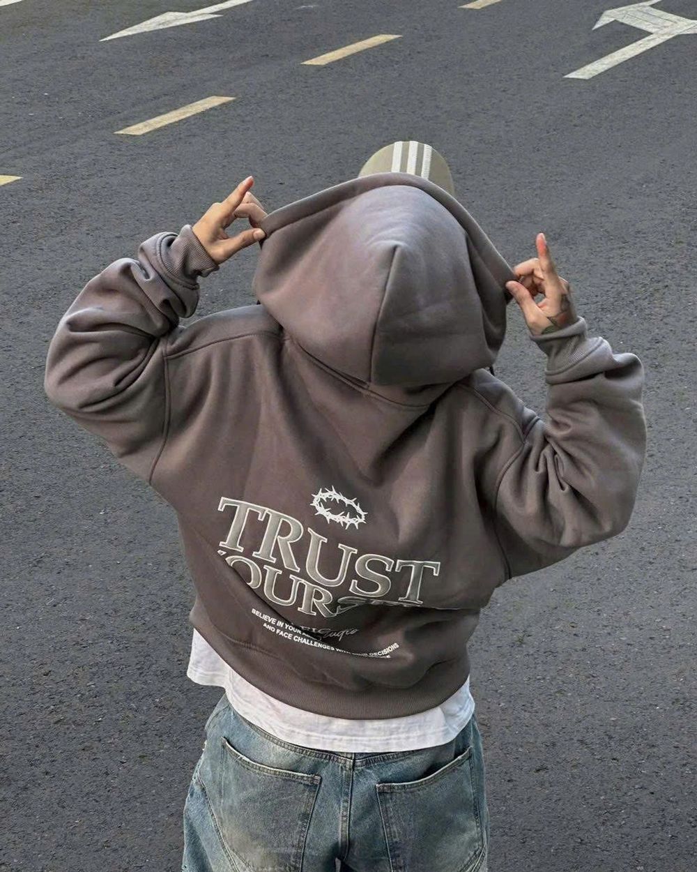Áo khoác nỉ nam nón to TRUST YOURSEL