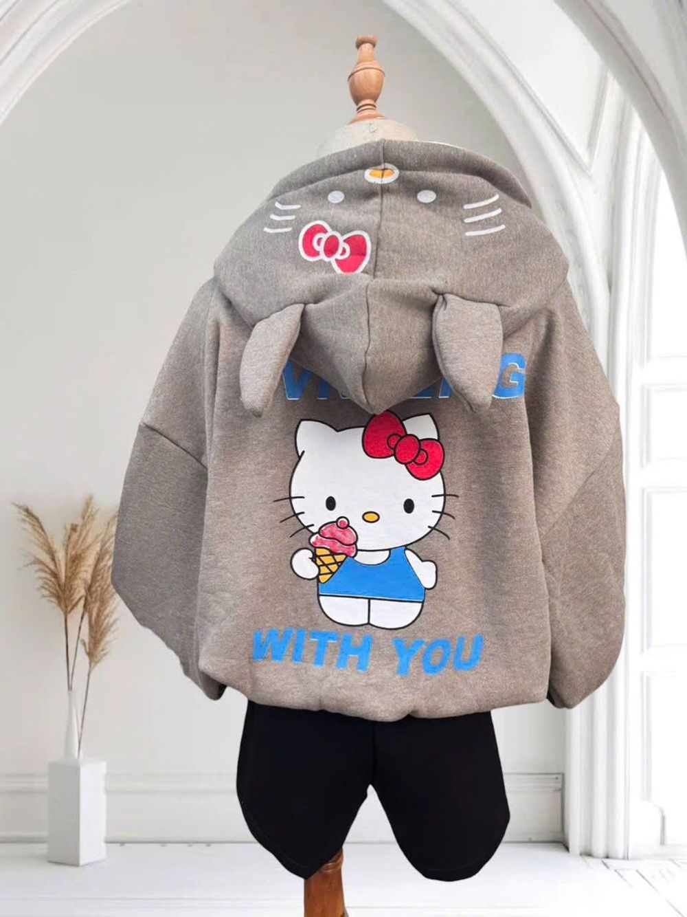 Áo khoác nữ chất nỉ xuất in chữ WITH YOU