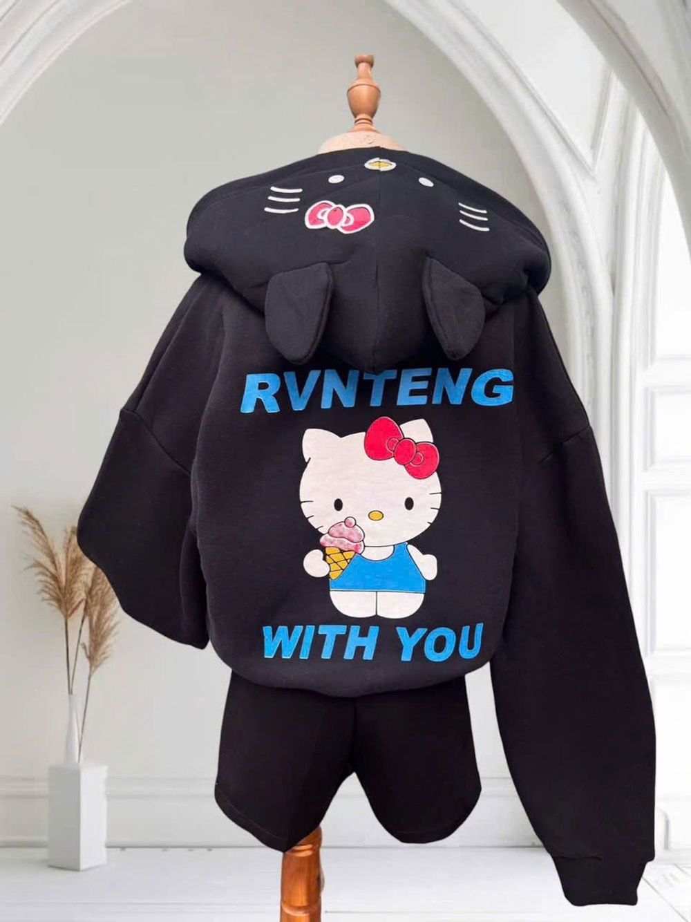 Áo khoác nữ chất nỉ xuất in chữ WITH YOU