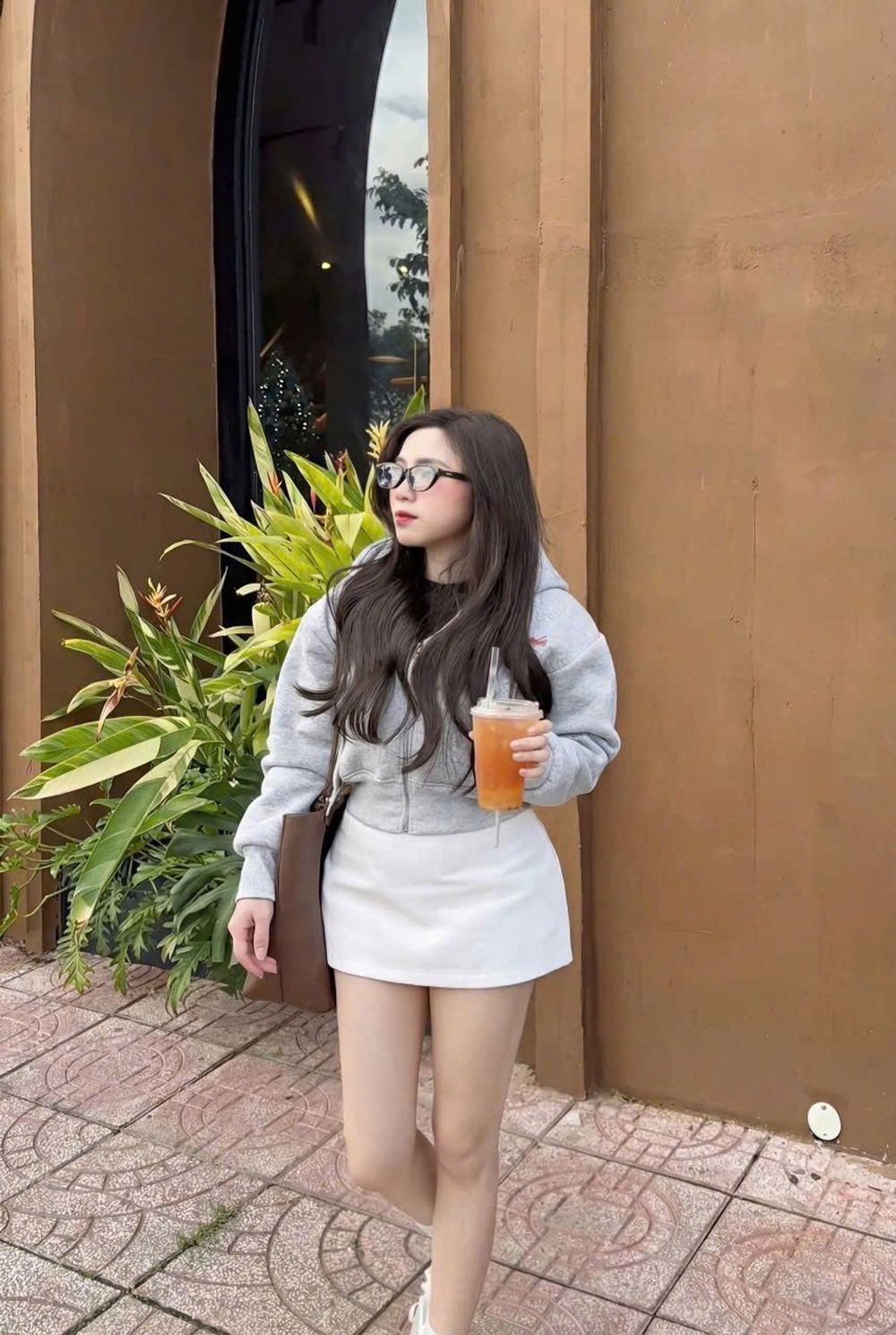 Áo khoác lửng in nổi chữ HEVERMORE POLIME