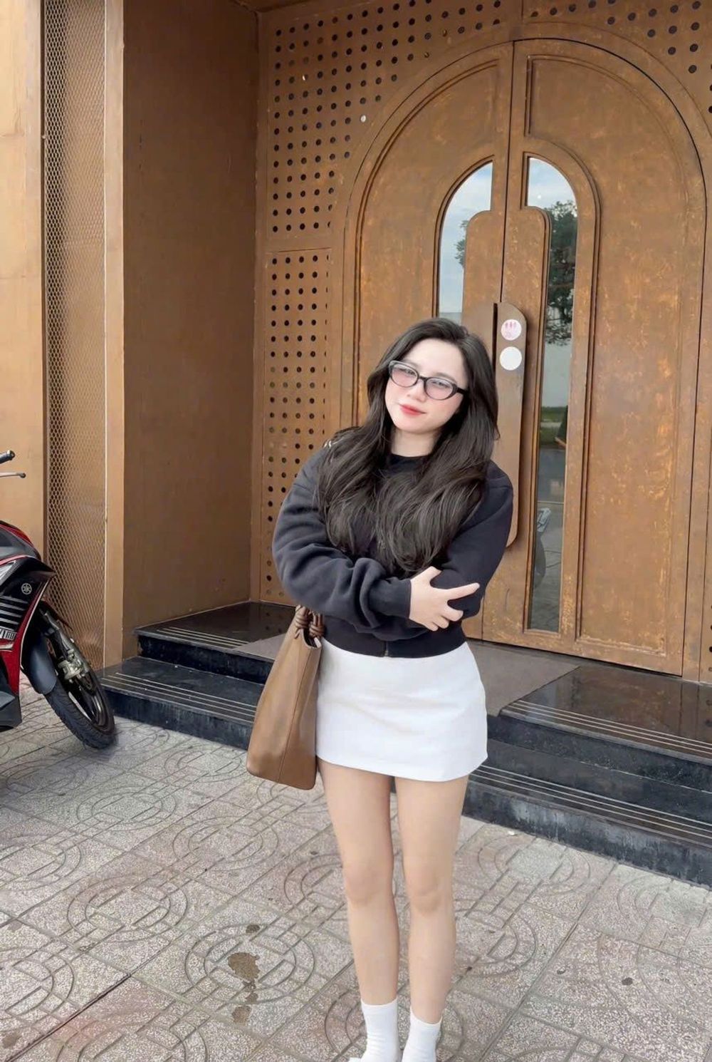 Áo khoác lửng in nổi chữ HEVERMORE POLIME