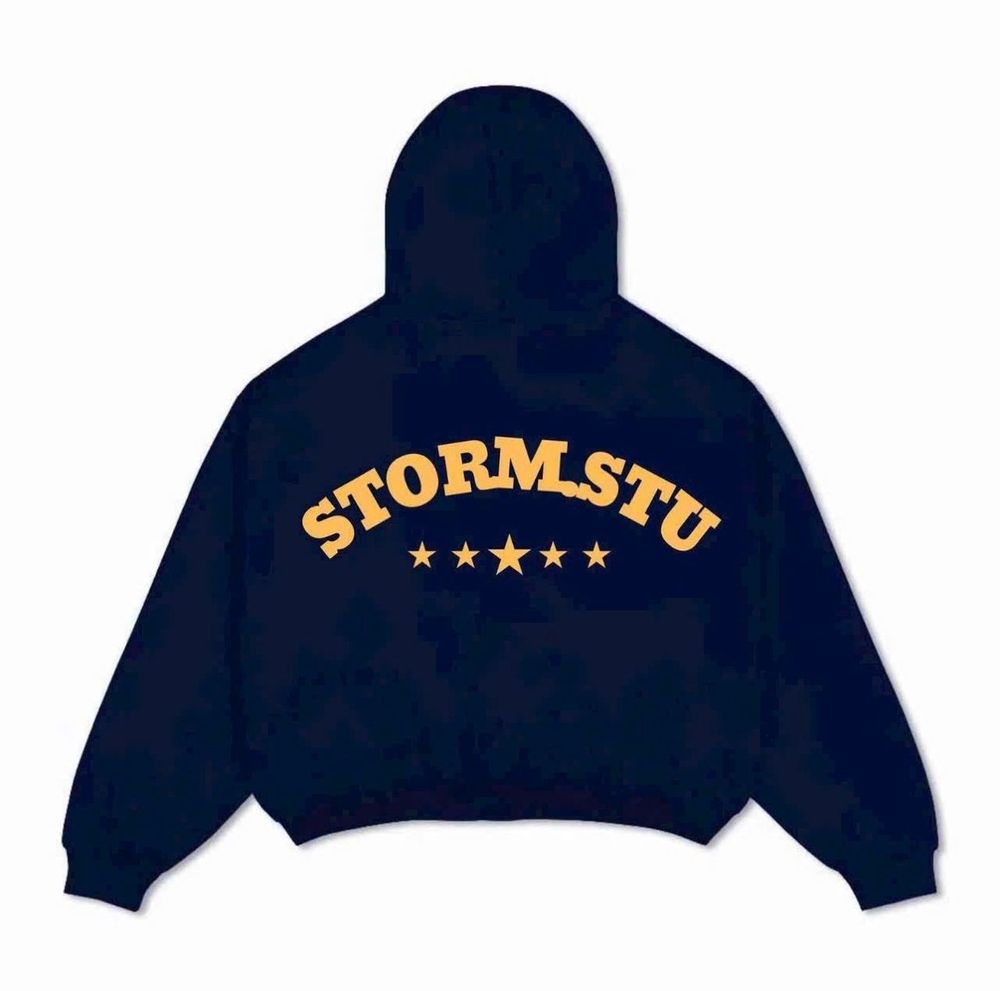 ÁO KHOÁC FORM RỘNG CÂNH DƠI IN CHỮ NỔI STORMSTU CÁ TÍNH PHONG CÁNH.