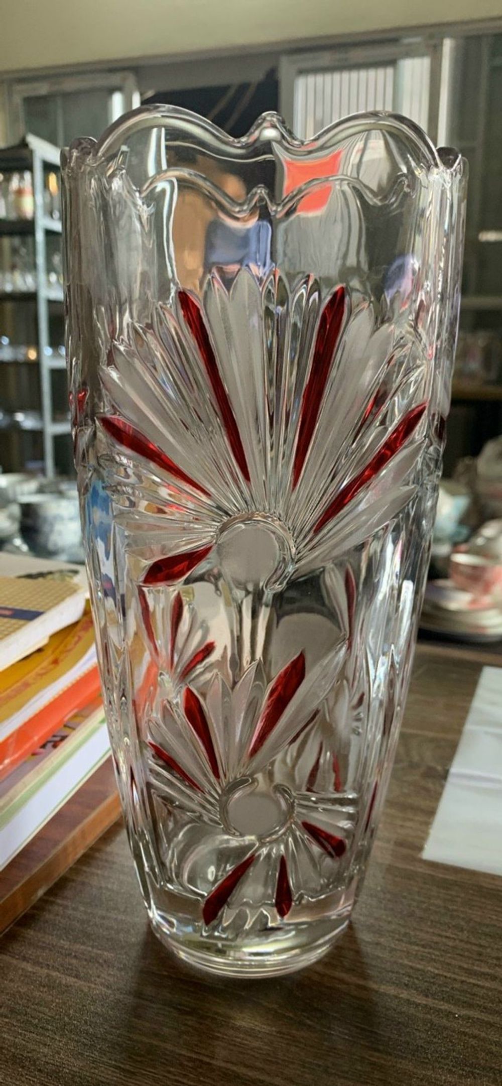 Lọ hoa thủy tinh dáng bầu 30cm - quà tặng khách hàng