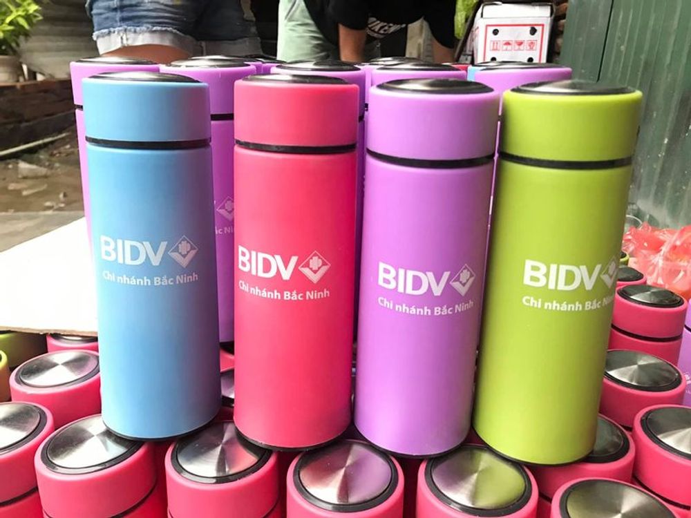 Chai Thủy Tinh Bọc Nhựa 6 up (THÙNG 80C)