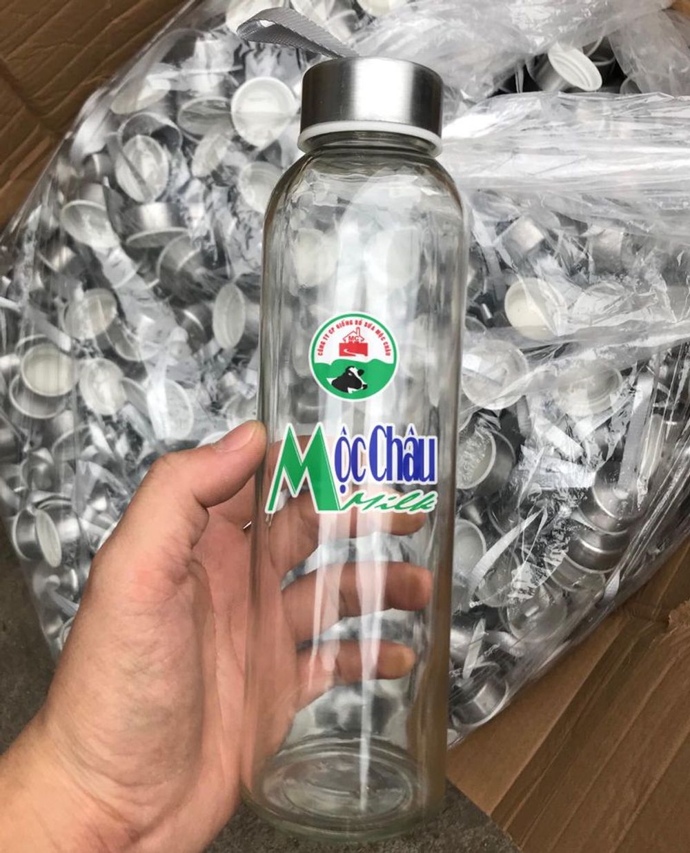 chai thủy tinh dây xách 500ml- Bình thủy tinh đựng nước dây xách 500ml