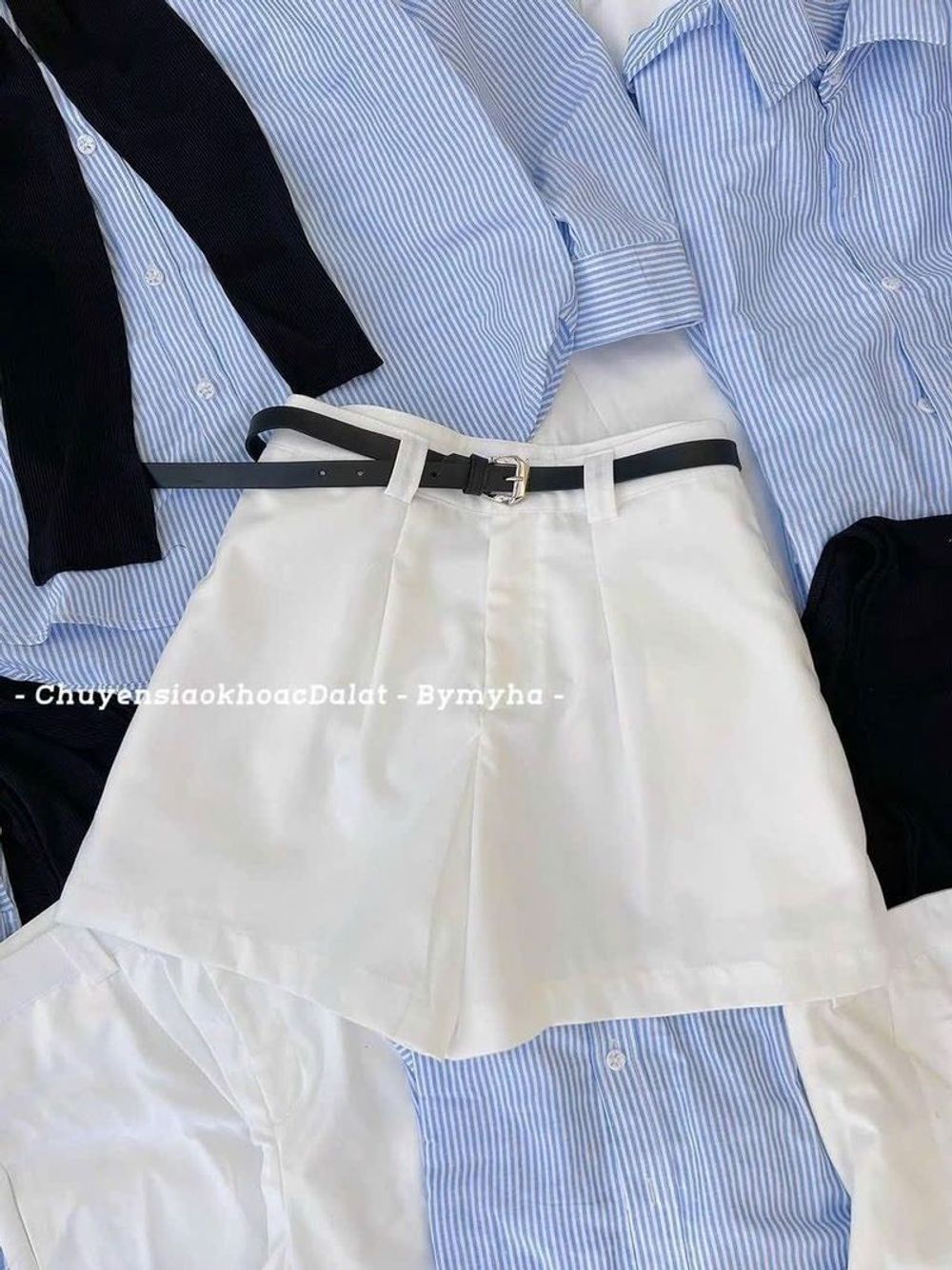 sét 4 món áo sơ mi kate , quần kaki mềm +áo khoác mỏng kèm nịt freesize dưới 55kg