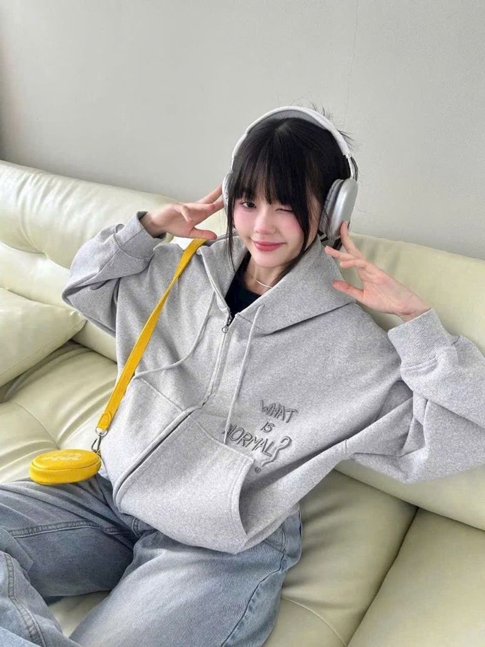 Áo khoác hoodie zip form boxy thêu What Is Normal ?