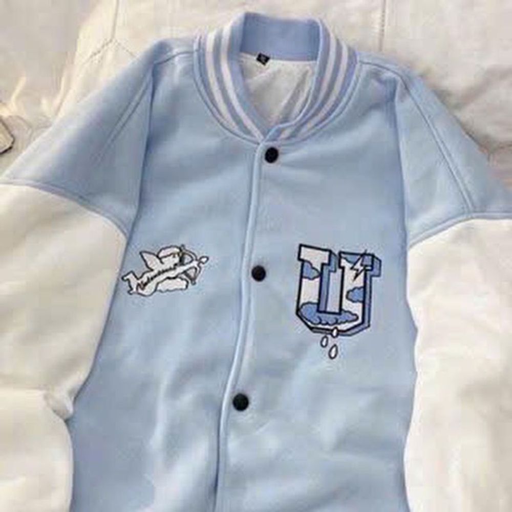 Áo bomber xanh in chữ U UNDERTRAP