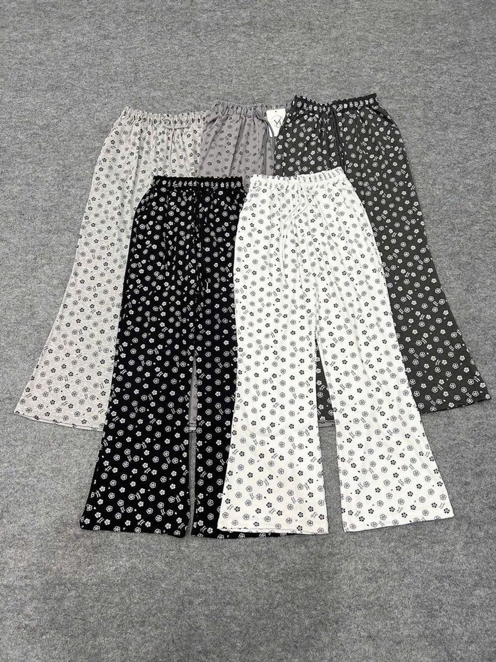 (Chất vải đẹp) Quần ống loe chất lem tâm mềm min logo in hoạ tiết form dưới 65kg .