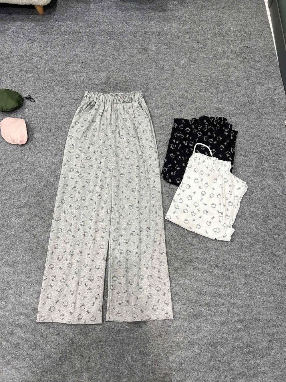 ( Chất vải đẹp ) Quần ống loe chất lem tăm mềm mịn logo in form dưới 65kg