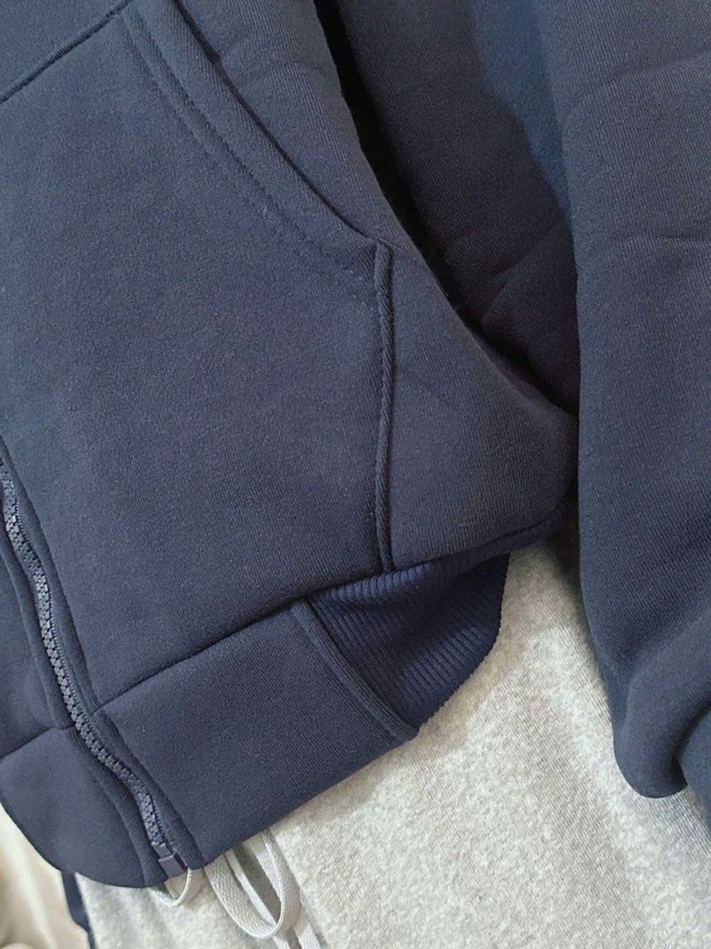 Áo khoác nón rộng thêu GETINE chất nỉ XK dày dặn form Boxy freesize dưới 65kg