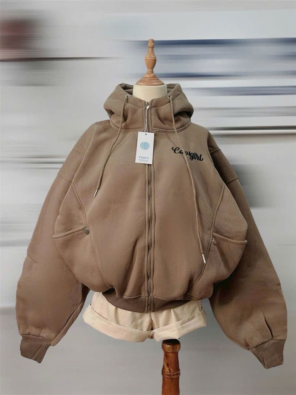 Áo khoác form boxy thêu Coolgirl chất nỉ xk dày mịn cổ cao freesize 65kg