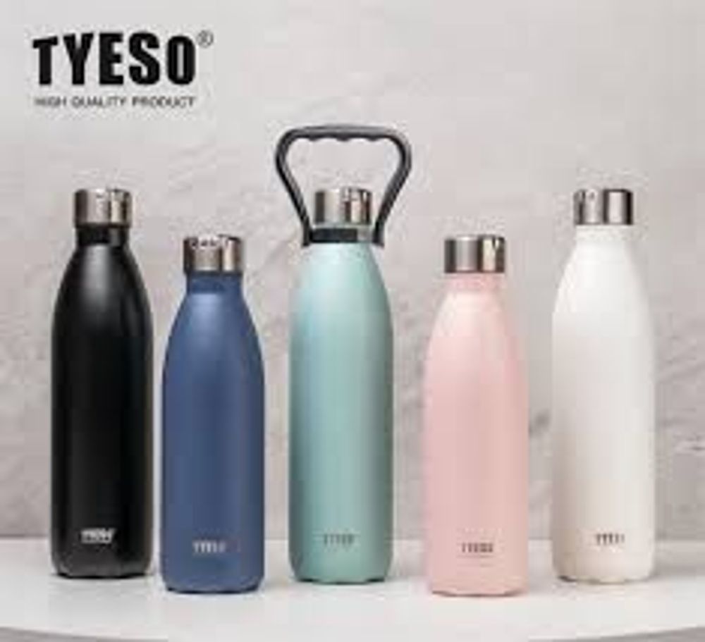 Bình Đựng Nước Giữ Nhiệt 750ml Bằng Thép Không Gỉ Thiết Kế Nhỏ Gọn Tiện Dụng Mang Theo Du Lịch / Cắm Trại