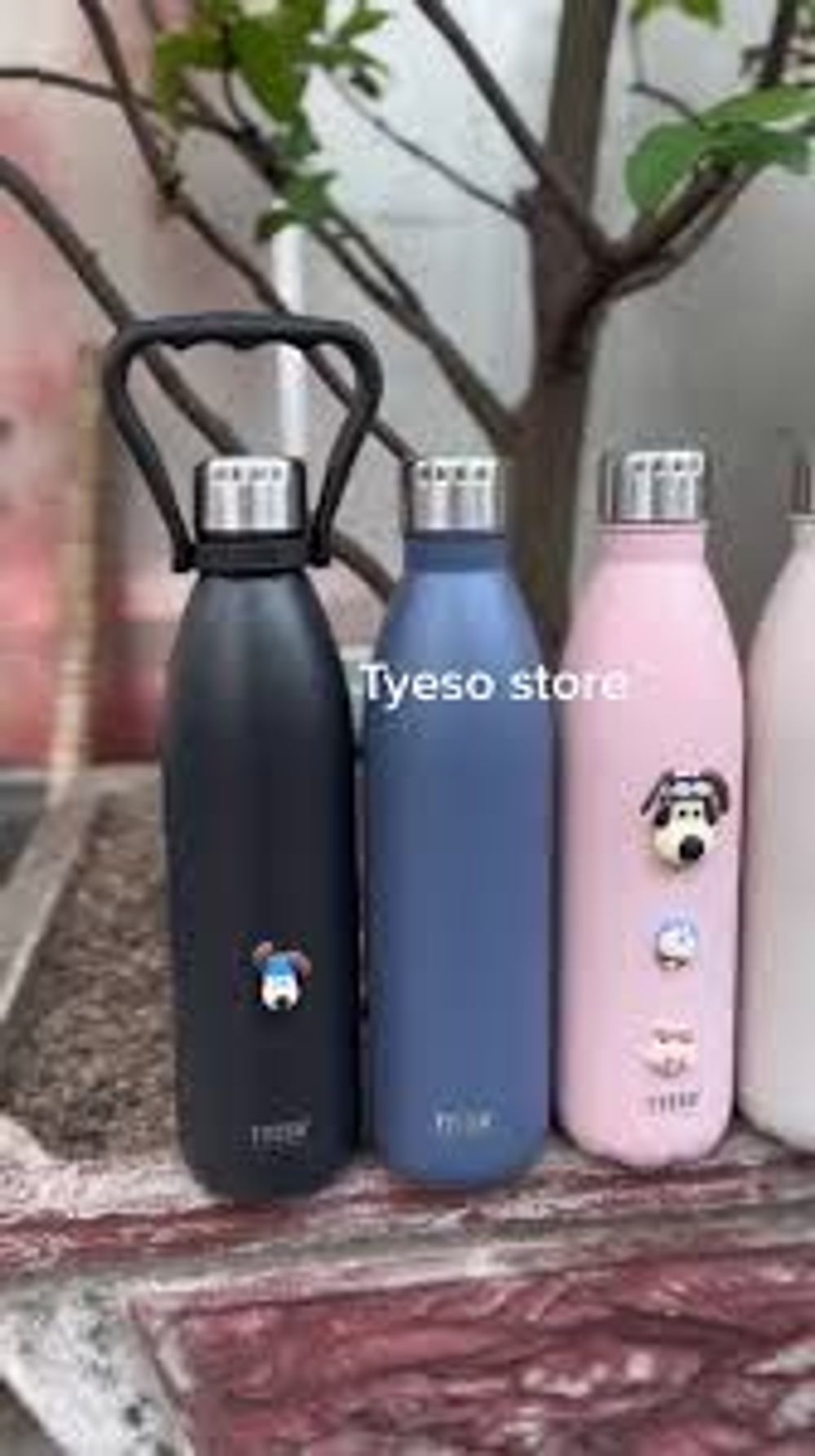 Bình Đựng Nước Giữ Nhiệt 750ml Bằng Thép Không Gỉ Thiết Kế Nhỏ Gọn Tiện Dụng Mang Theo Du Lịch / Cắm Trại