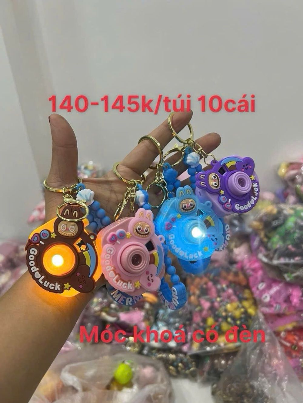 Móc khoá máy ảnh có đèn lốc 10cái đa dạng kiểu hottrend