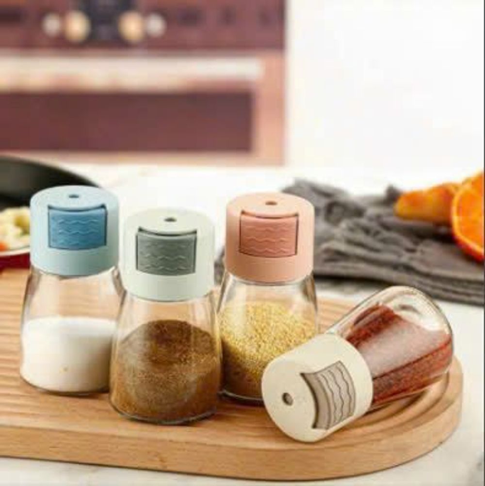 Lọ gia vị thủy tinh có nút nhấn tiện dụng