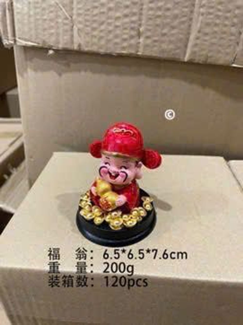 Bộ 4 tượng thần tài cầm thỏi vàng , đồng xu may mắn ( THÙNG 120 C )