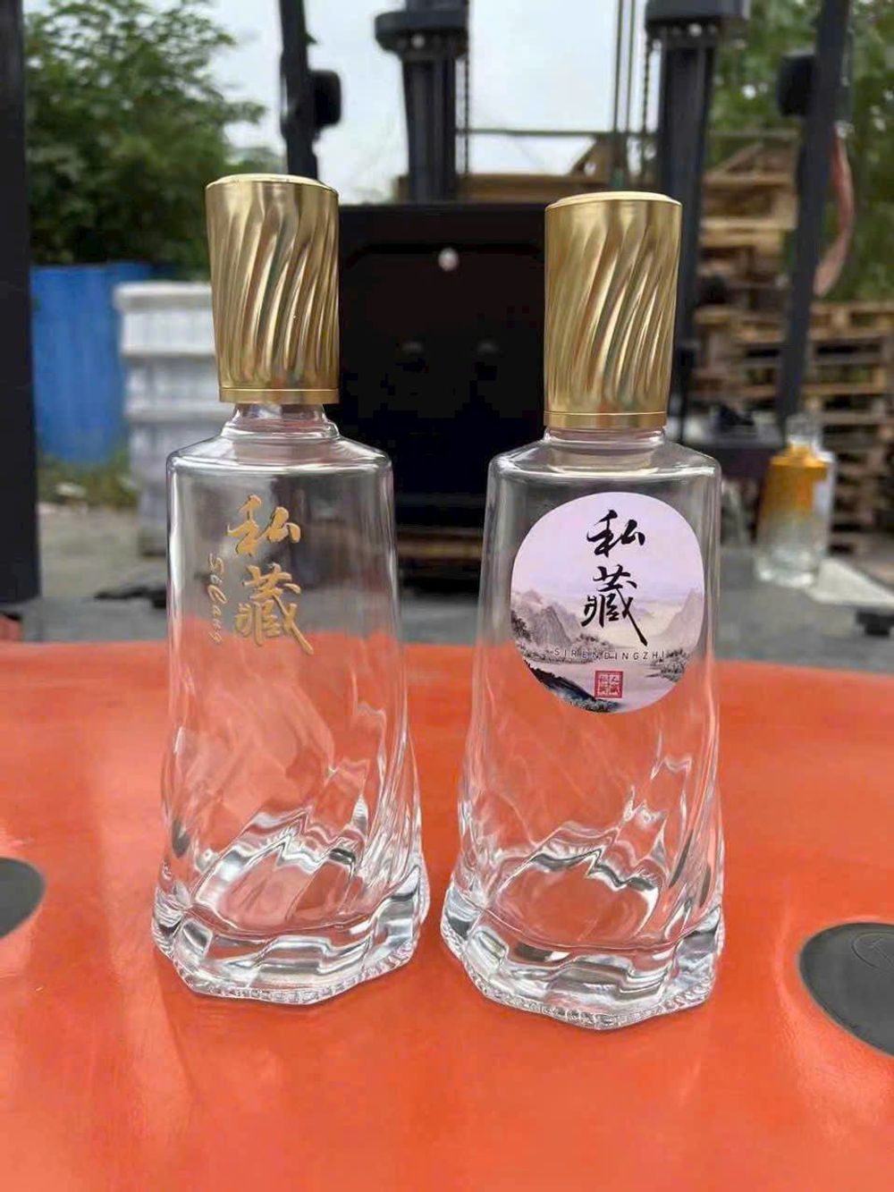 Bình đựng rượu whisky thủy tinh trong suốt không chì 500ML Chai đựng rượu kiểu xoắn dùng làm đồ pha chế và trang trí tiệc