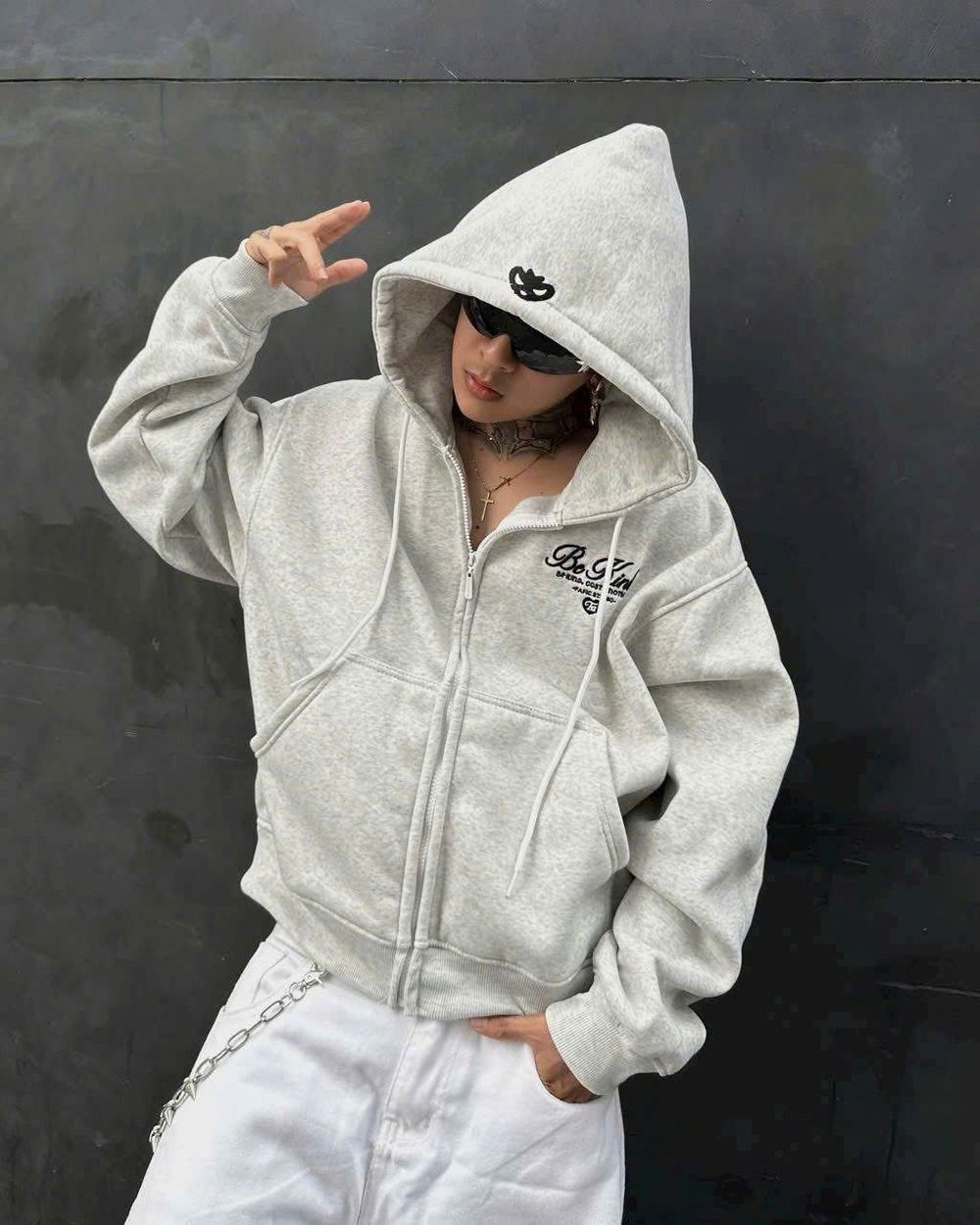 Áo Khoác Boxy Thêu BE KIND - Chất Nỉ Bông Mịn Dày, FORM RỘNG