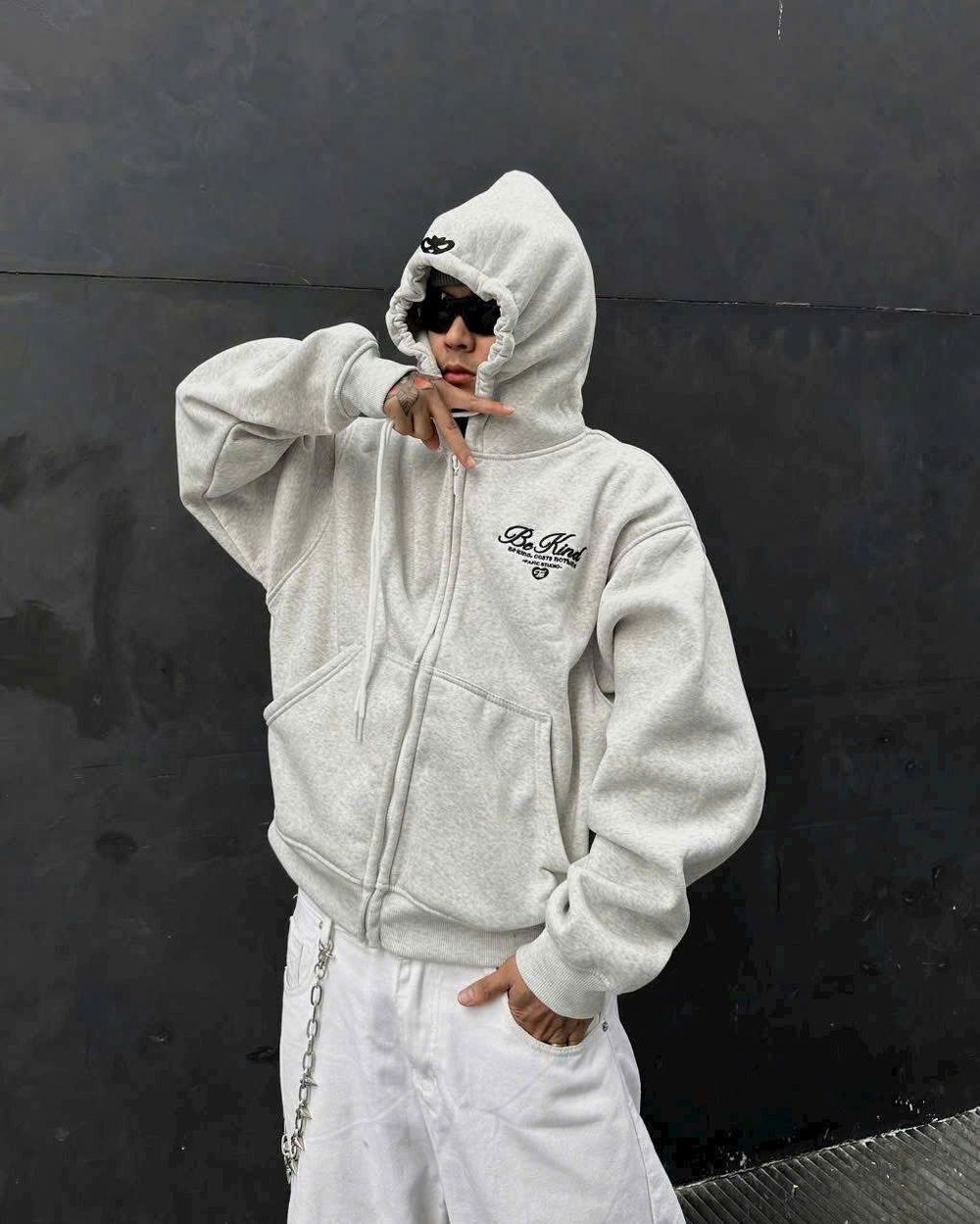 Áo Khoác Boxy Thêu BE KIND - Chất Nỉ Bông Mịn Dày, FORM RỘNG