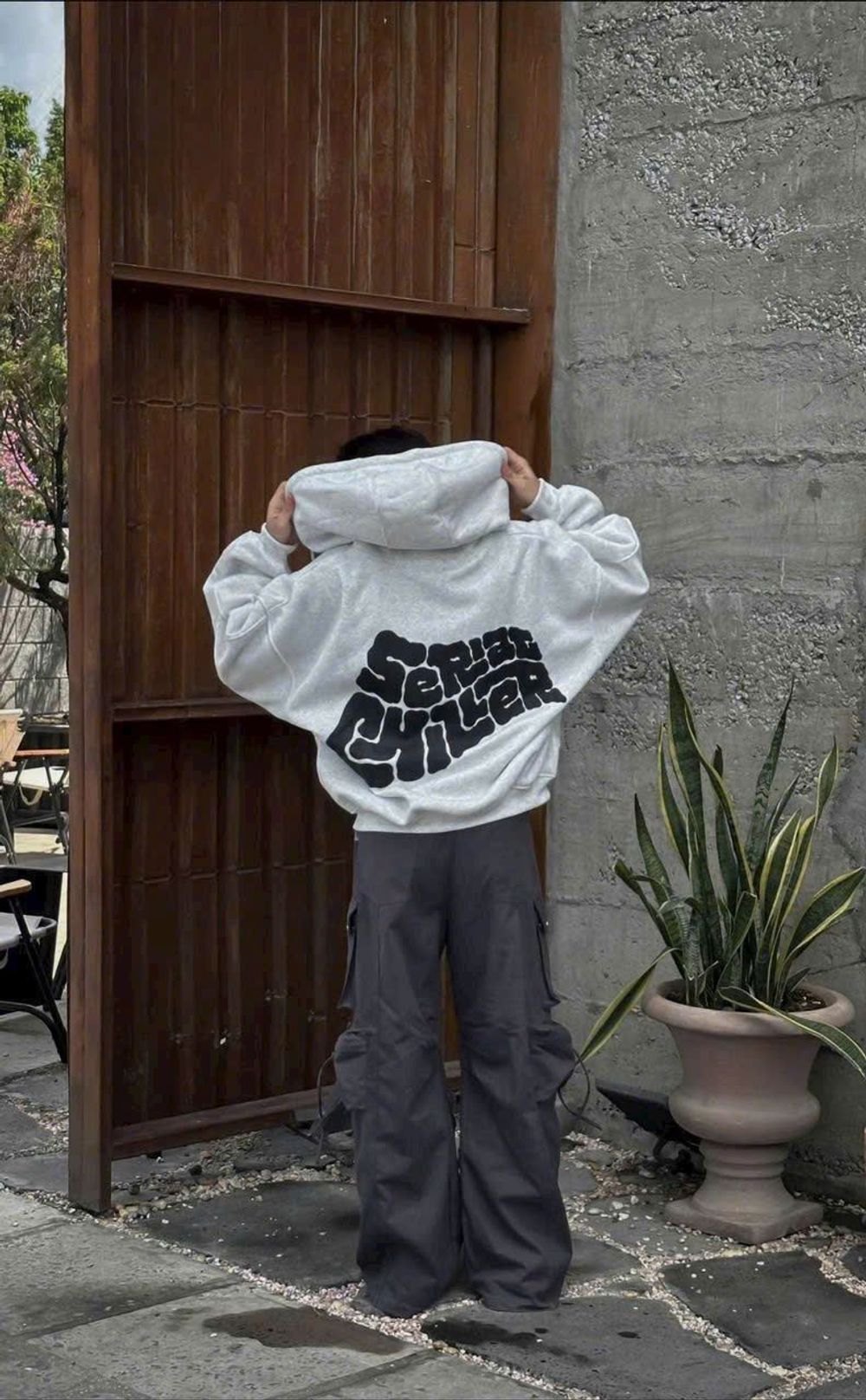 Áo Khoác Form Boxy In Nổi Serial Chiller Cổ Cao Chất Nỉ Bông - Freesize Dưới 70kg